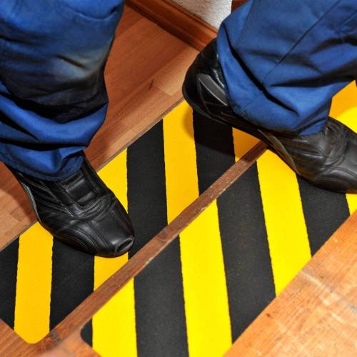 Striscia segnaletica - da terra - 61...