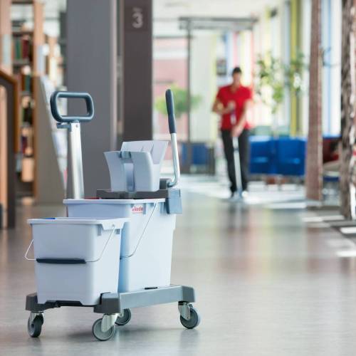 Carrello per pulizie UltraSpeed Pro...