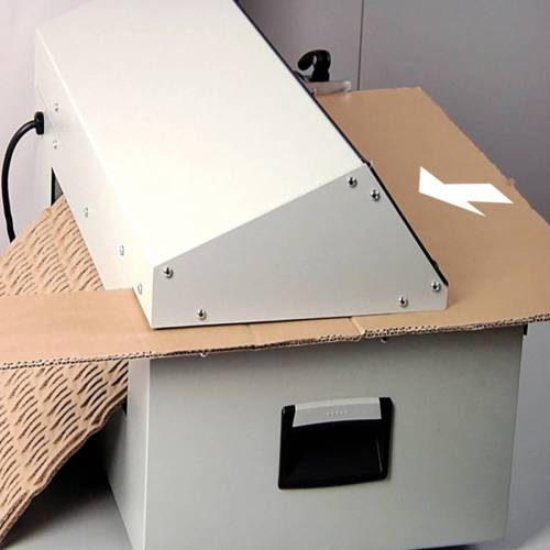 Macchina FlexPack Desktop per il...