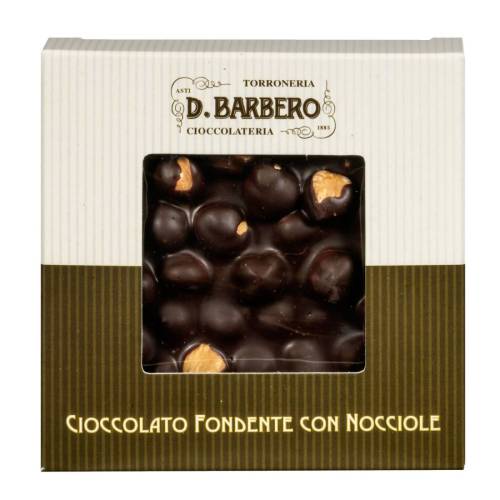 Tavoletta di cioccolato con nocciole...